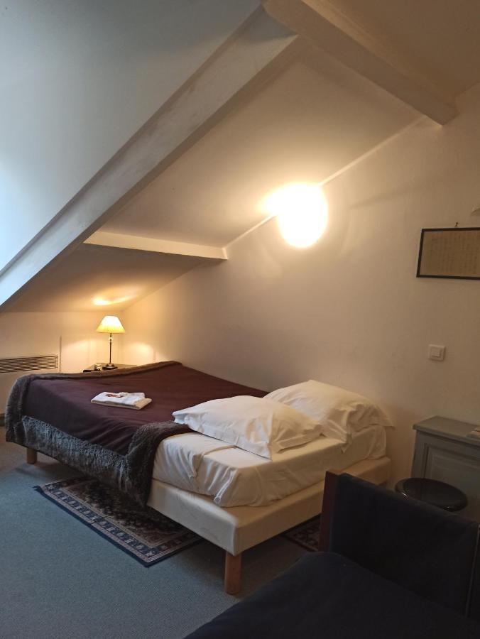 Le Poudrier Hotell Limoges Exteriör bild