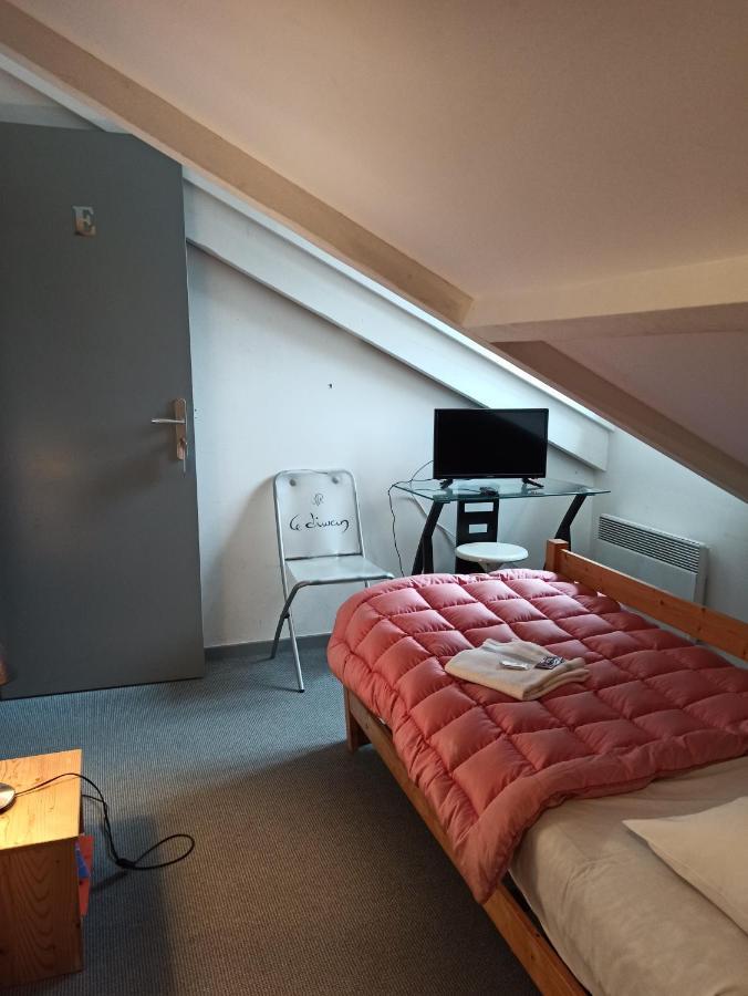 Le Poudrier Hotell Limoges Exteriör bild